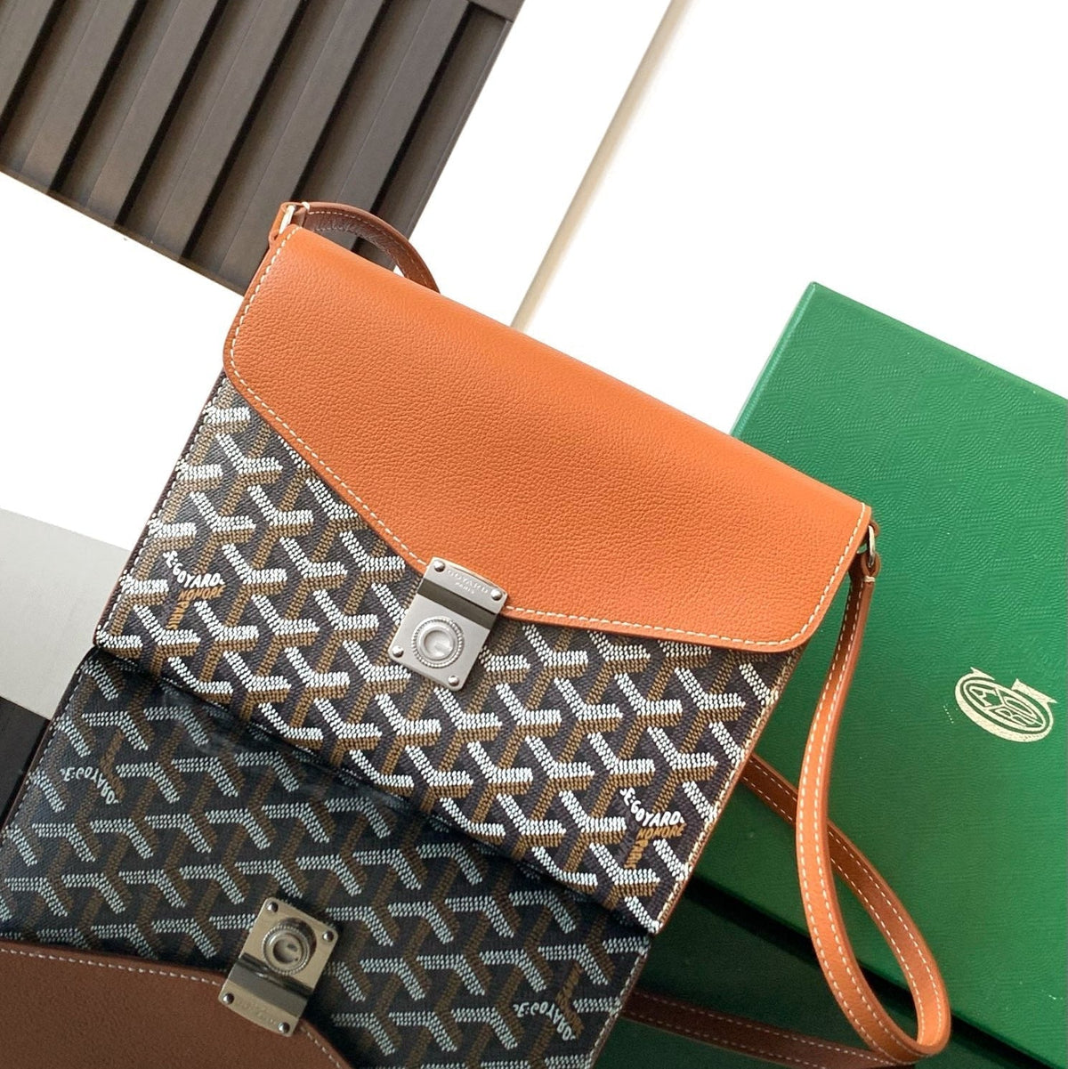 CHYPRE WALLET POUCH G*yardine CANVAS CALFSKIN