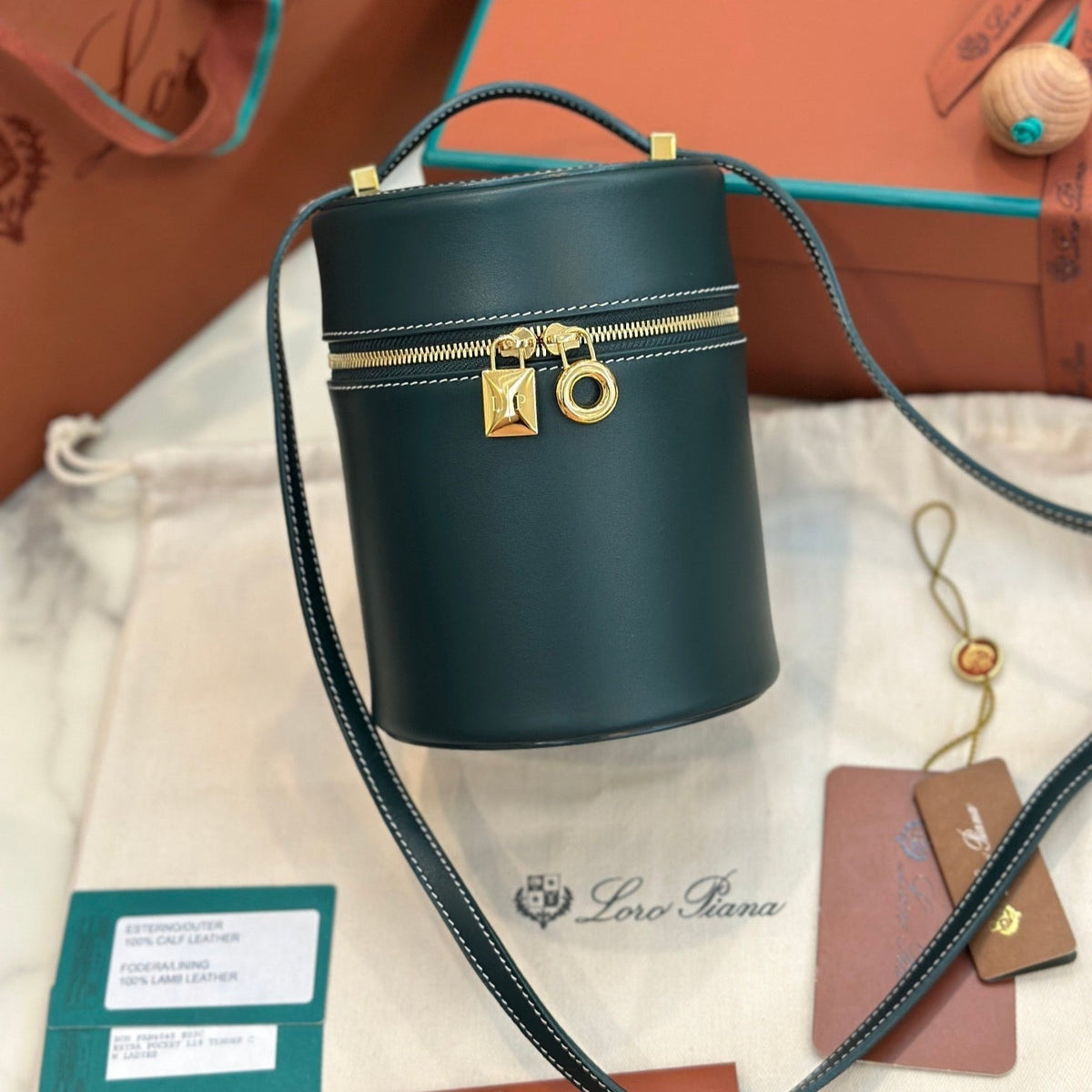 EXTRA CASE BAG SMOOTH CALFSKIN GOLD HARDWARE
