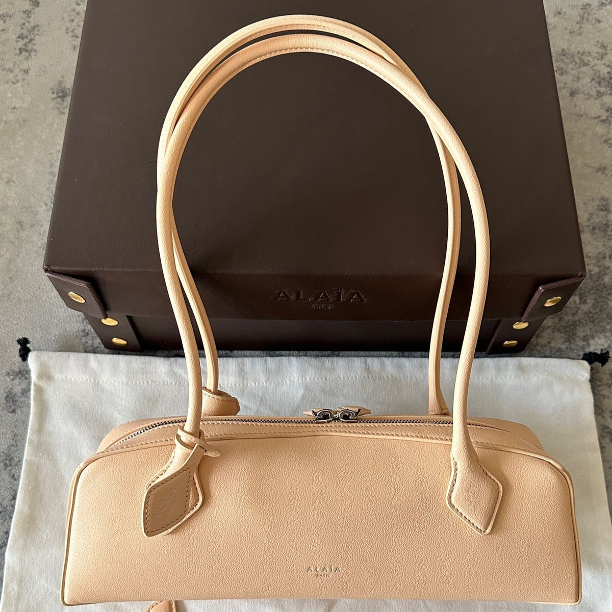 LE TECKEL BAG GOATSKIN