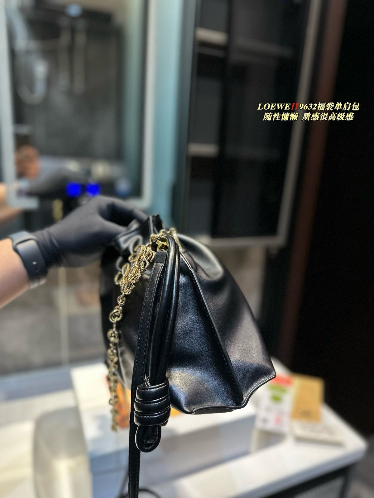 MEDIUM FLAMENCO PURSE 29 IN BLACK NAPPA LAMBSKIN