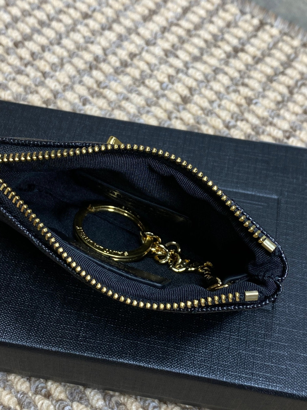 Y*S*L Hook & Chain Zipper Coin Purse Caviar Cowhide GHW