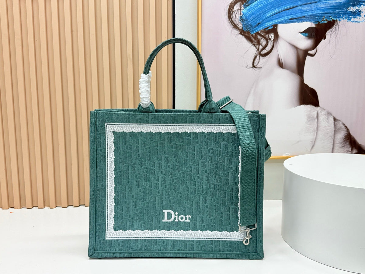 C*D Dioramour Book Tote D*or Oblique Embroidery Lace
