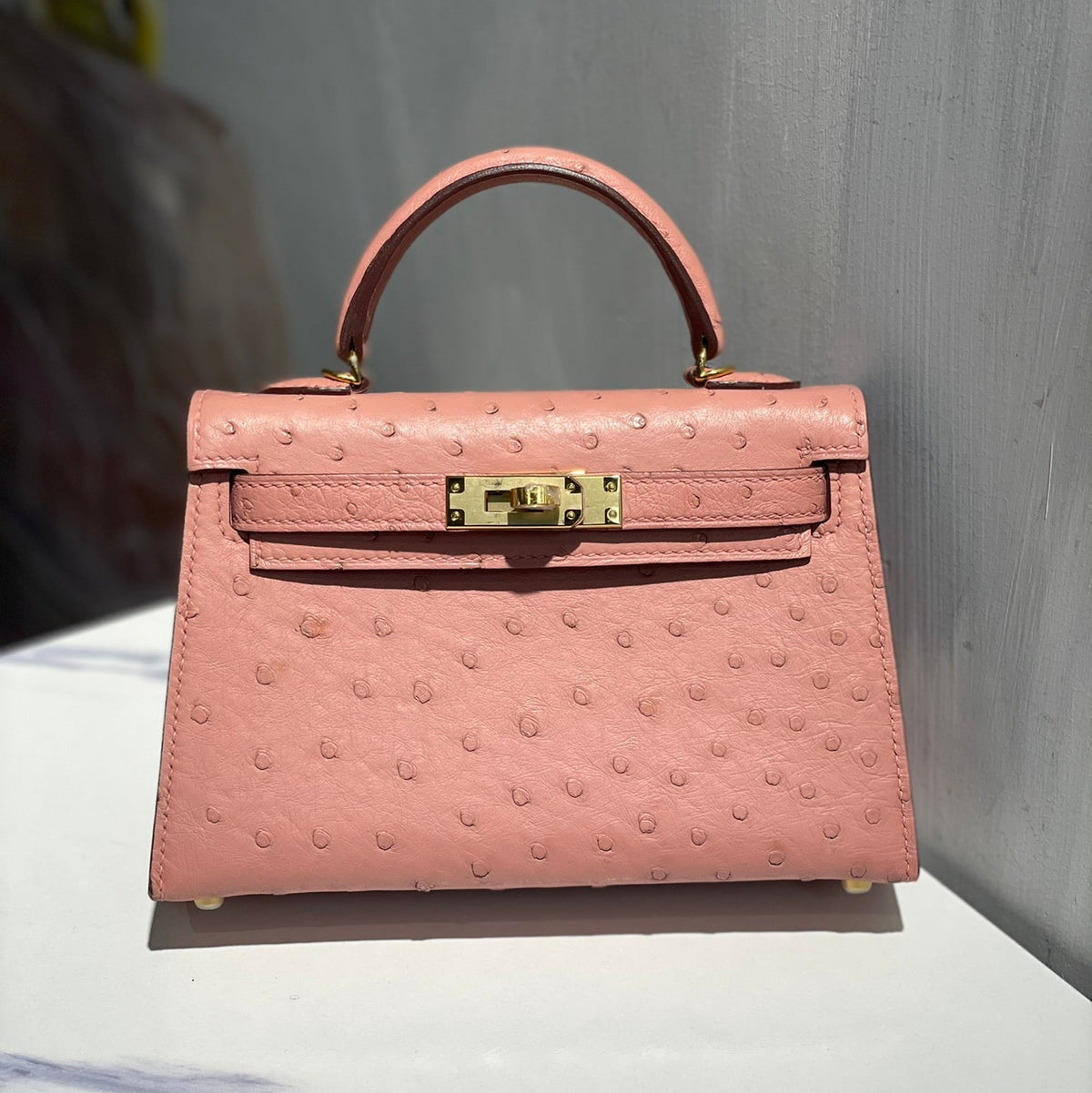 H*rmes Kelly 19 Sellier Muted Pink Ostrich Leather Bag Sliver Hardware (need 25 day to produce)