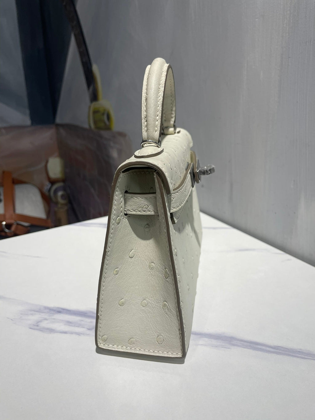 H*rmes Kelly 19 Sellier Off White Ostrich Leather Bag Sliver Hardware (need 25 day to produce)