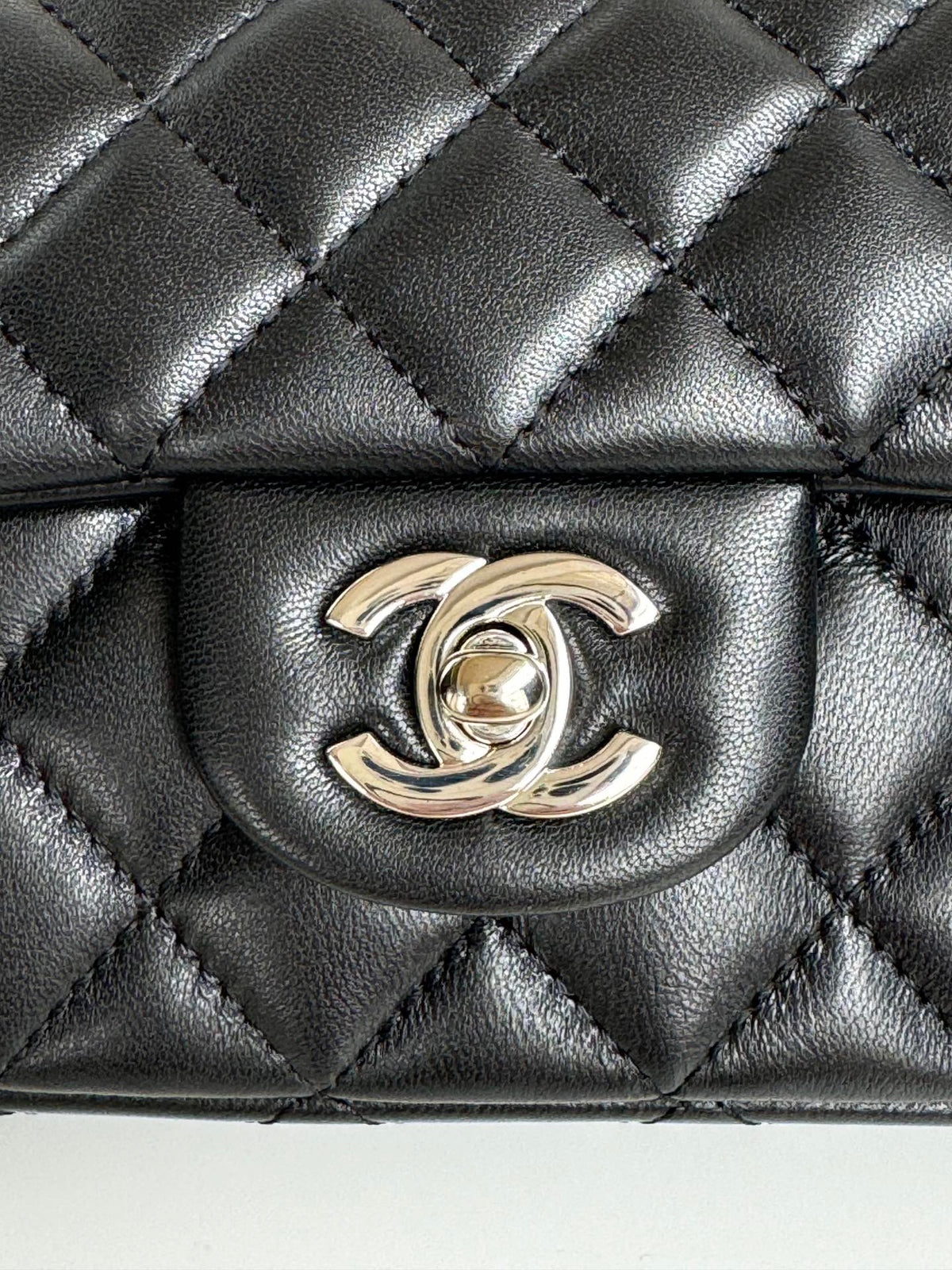 24C FLAP BAG TOP HANDLE CALFSKIN SILVER HARDWARE