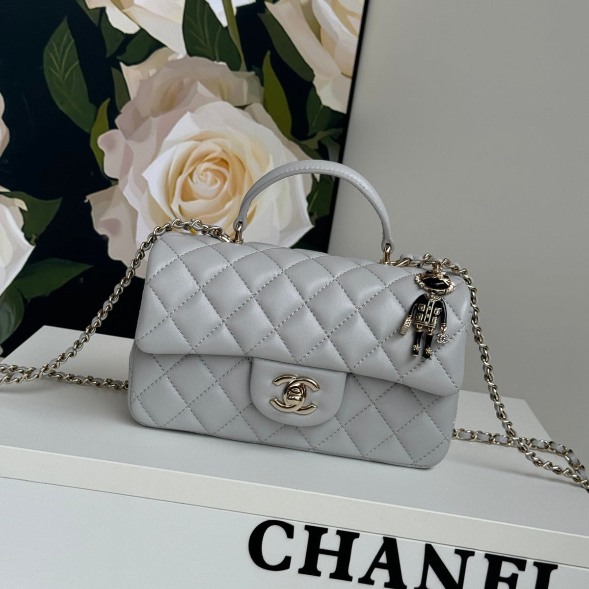 24C FLAP BAG TOP HANDLE CALFSKIN