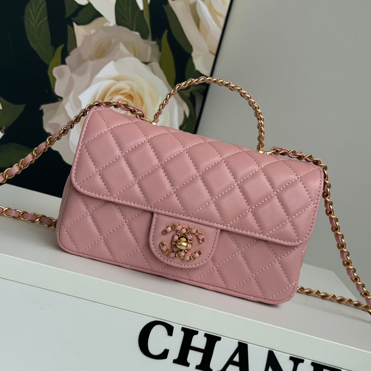 24C FLAP BAG TOP HANDLE LAMBSKIN