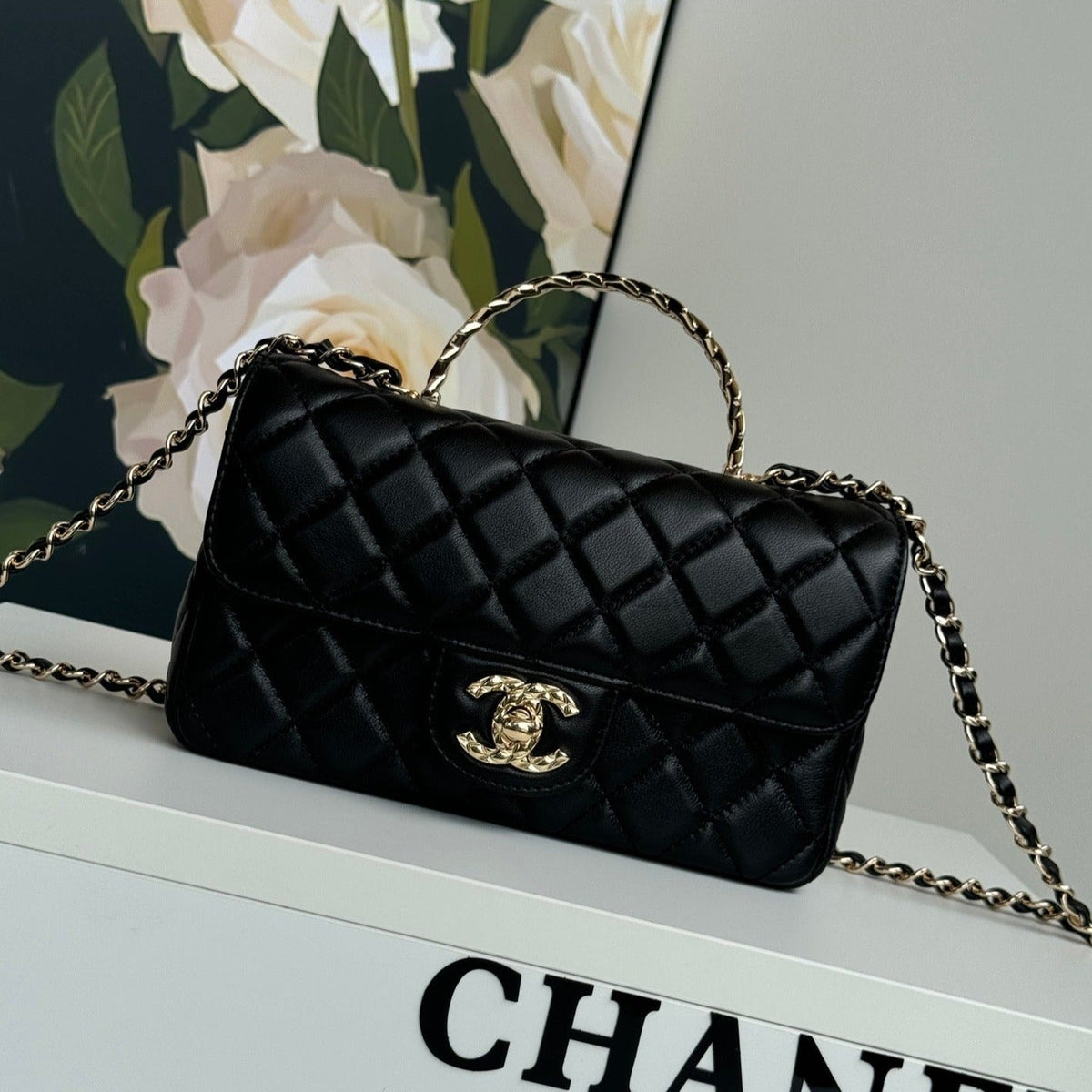 24C FLAP BAG TOP HANDLE LAMBSKIN