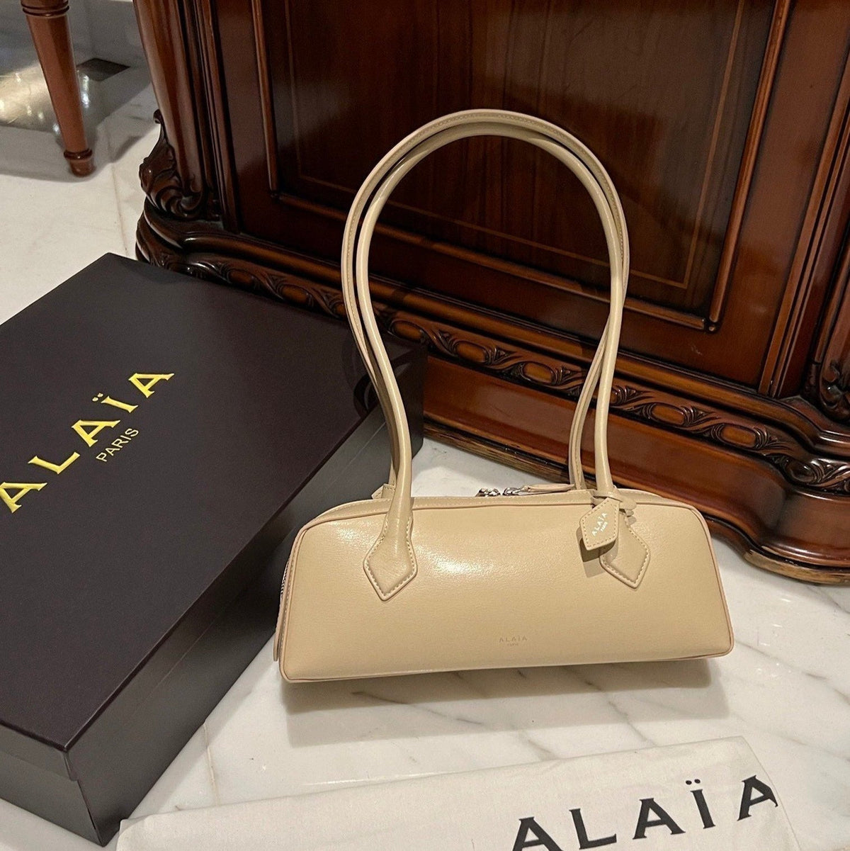 LE TECKEL BAG GOATSKIN