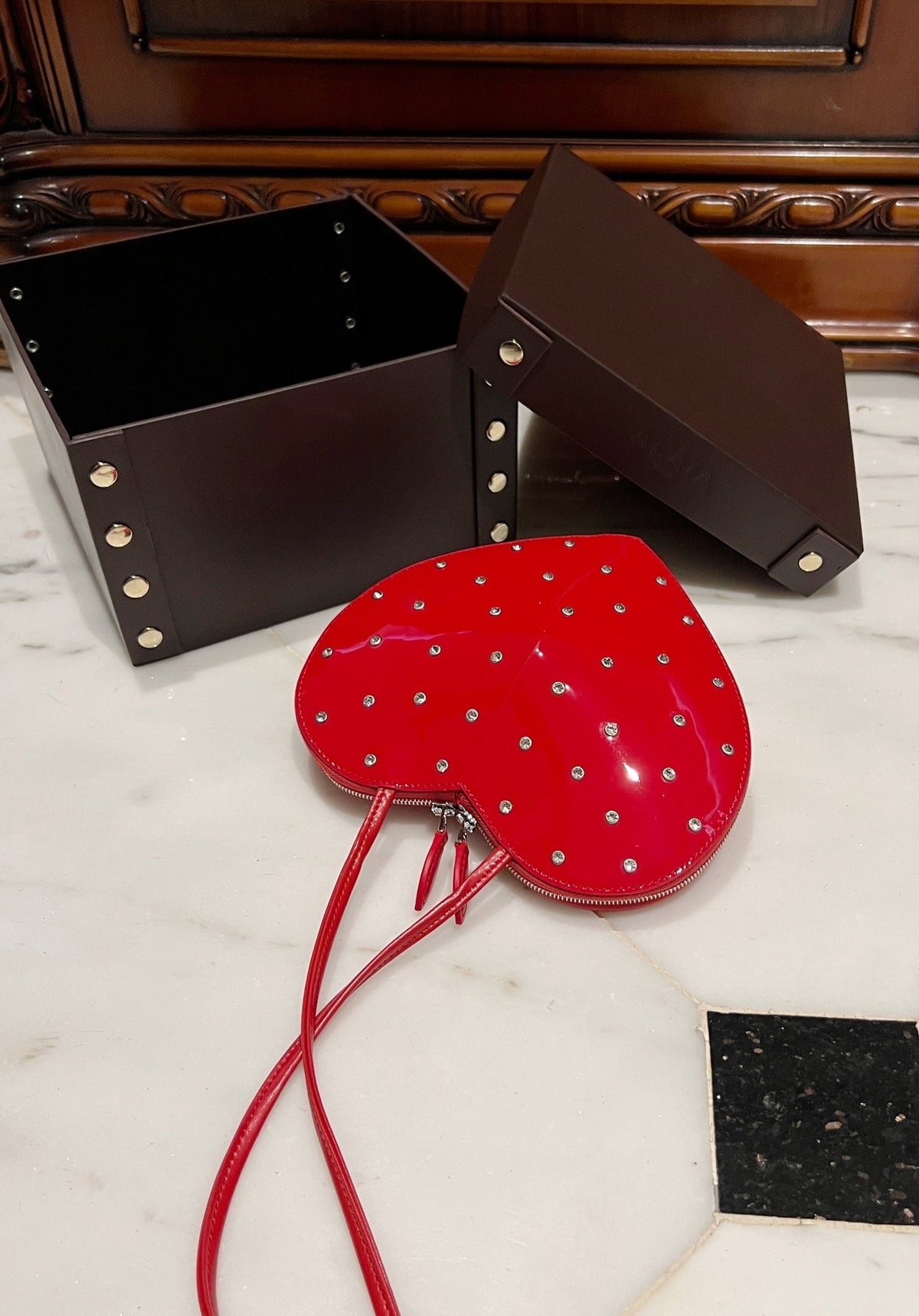 LE COEUR BAG PATENT CALFSKIN ATTACHED STRASS