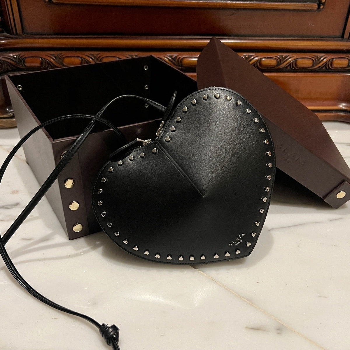LE COEUR BAG CALFSKIN STUDDED HEART