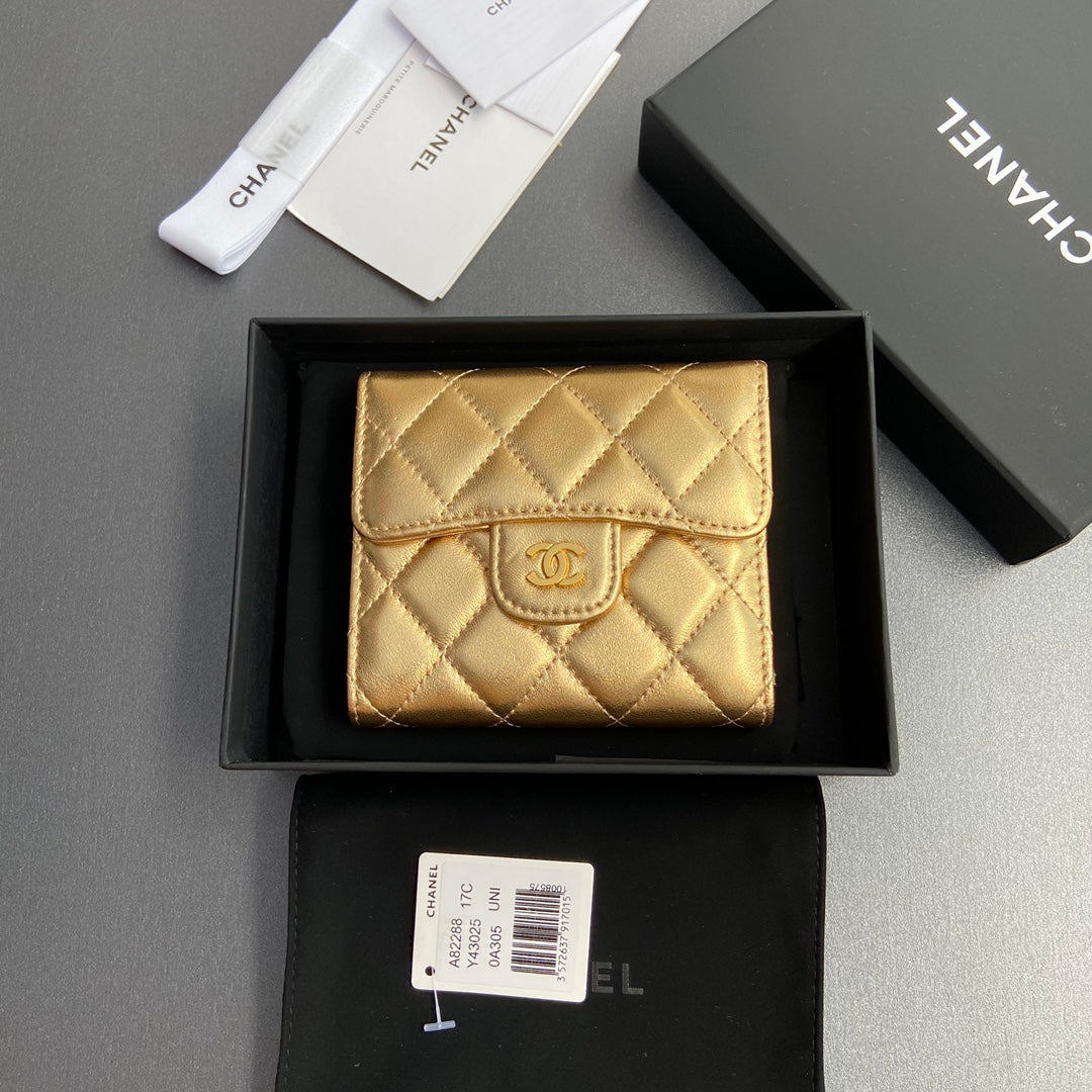 C*C 82288 Classic Flap Wallet Gold Lamskin GHW