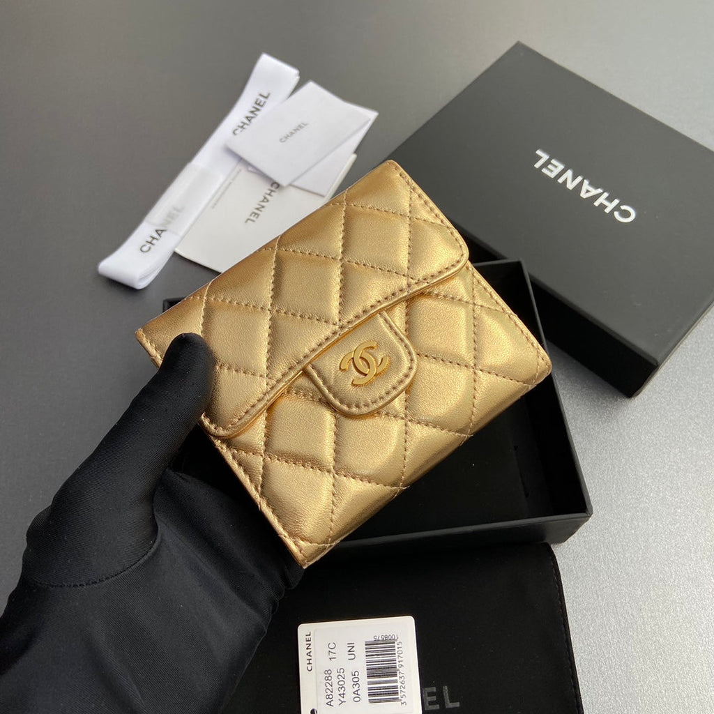 C*C 82288 Classic Flap Wallet Gold Lamskin GHW