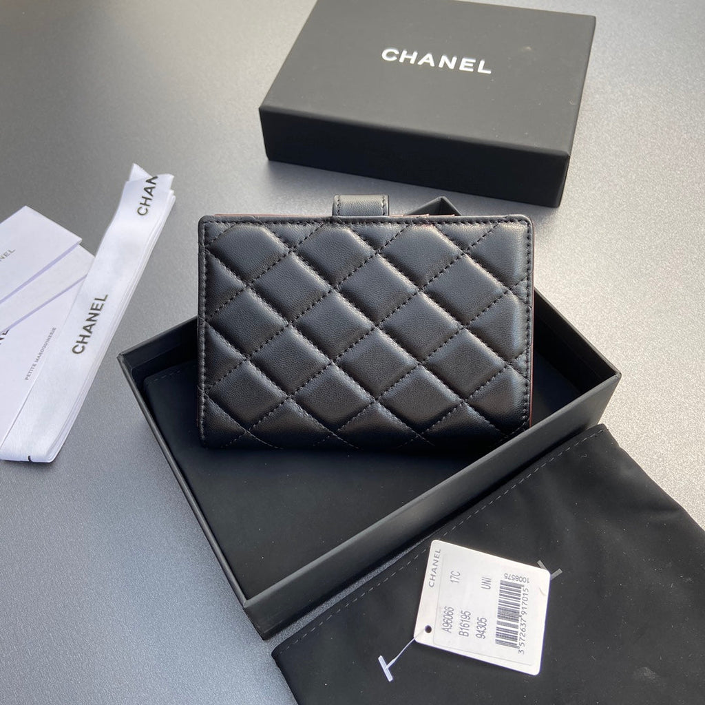 C*C 96066 Compact Wallet Black Sheepskin GHW