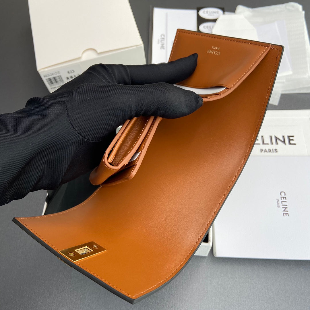 TRIOMPHE 16 Small Trifold Wallet Tan Cowhide Leather