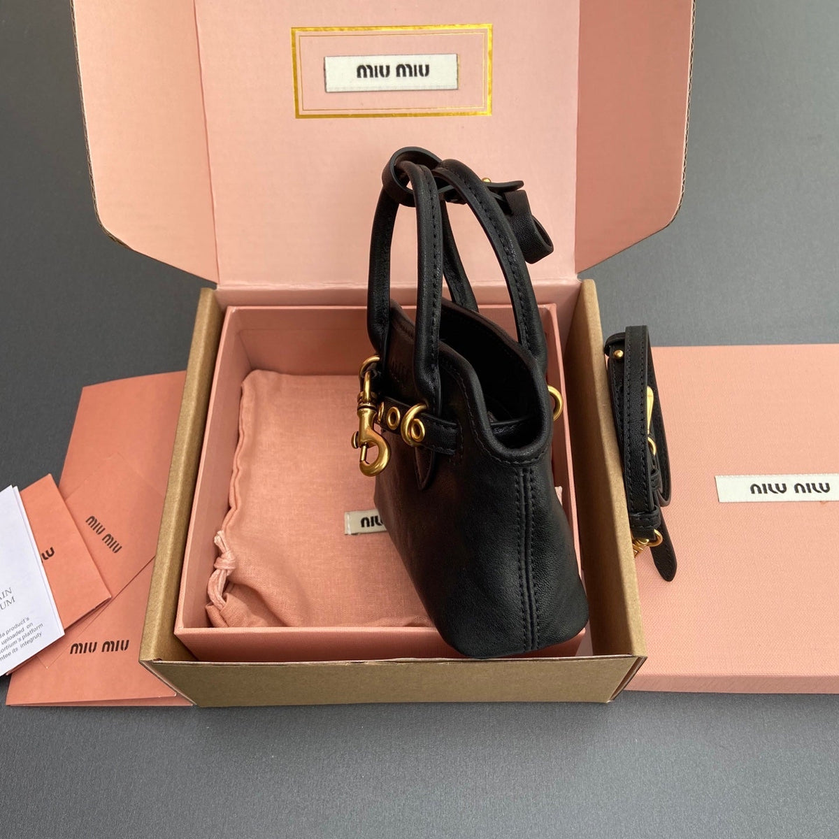 AVENTURE BAG SHINY CALFSKIN