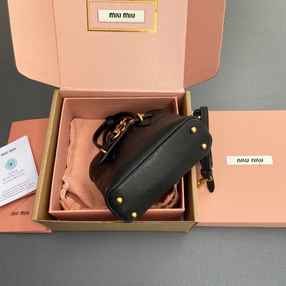 AVENTURE BAG SHINY CALFSKIN