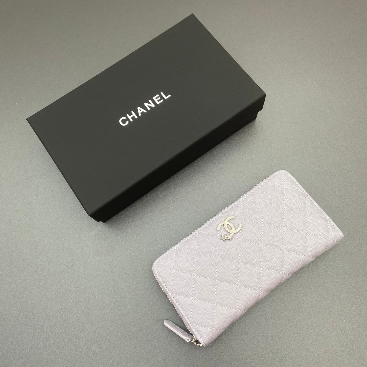 Ch*nel 25 Long Zipped Wallet Star Logo Grained Calfskin