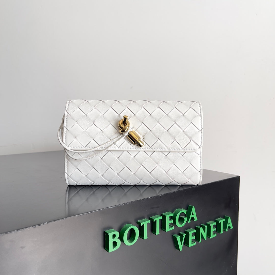 ANDIAMO BAG CALFSKIN