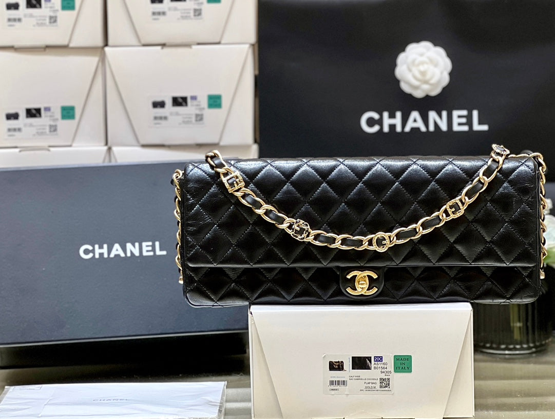 Ch*nel 24A MAXI Baguette Clutch Black Sheepskin