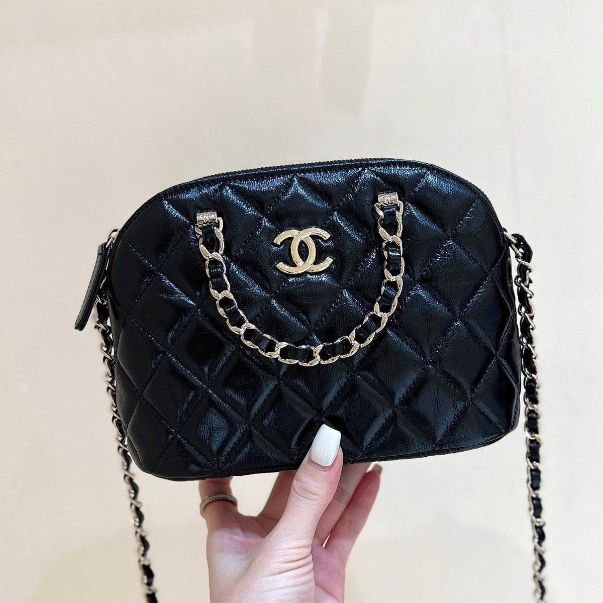 C*C 24B AS5130 Shell Bag Polished Lambskin