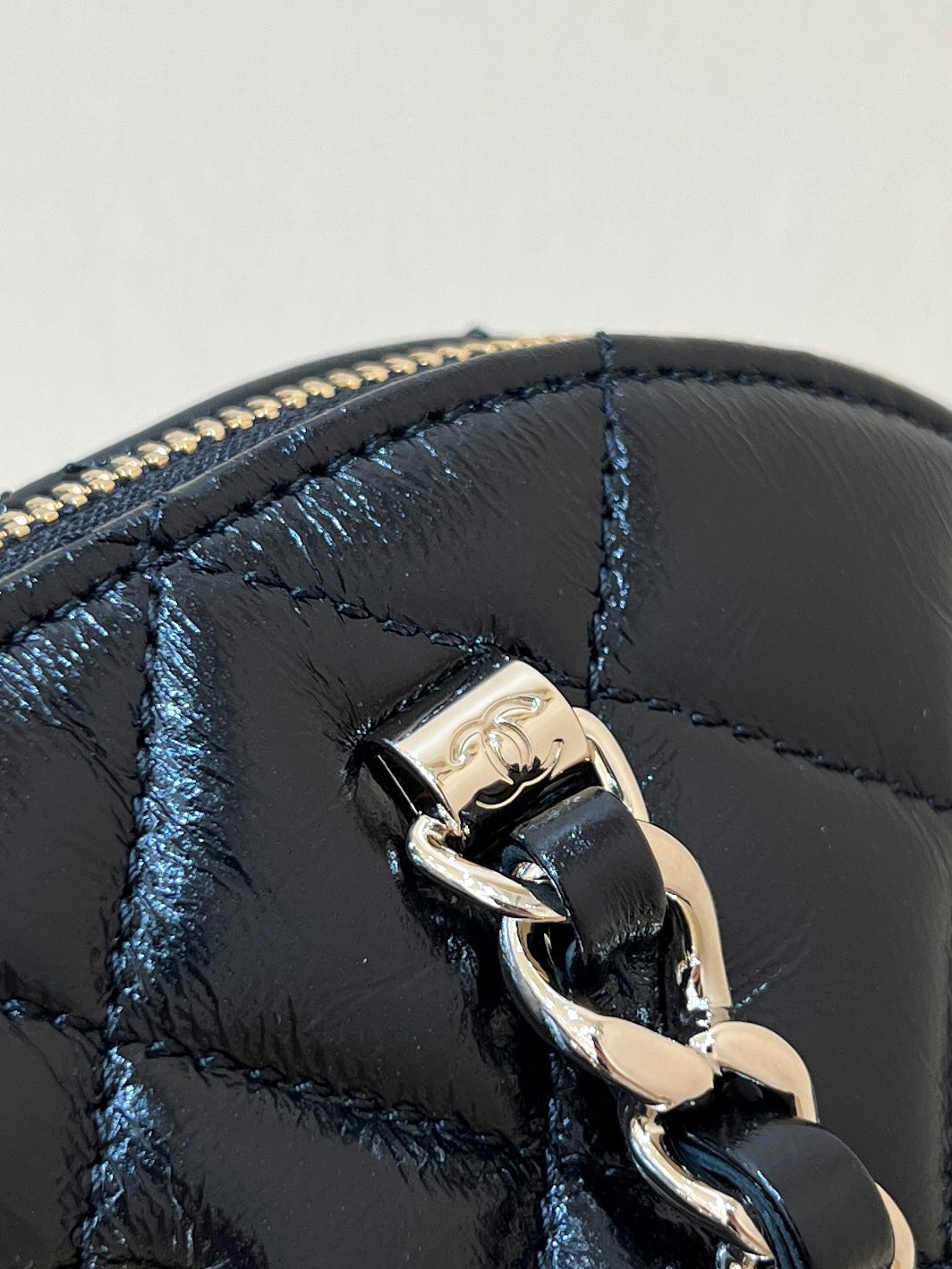 C*C 24B AS5130 Shell Bag Polished Lambskin