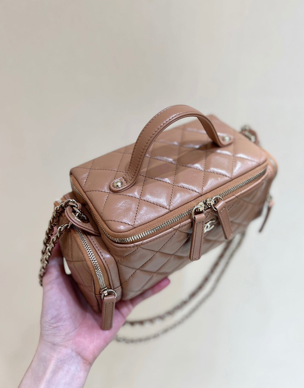 C*C 24K Handle Camera Bag Lambskin Light GHW