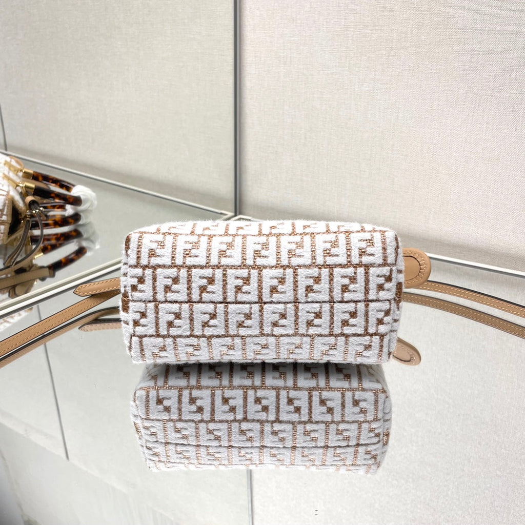 BY THE WAY WOOL RAFFIA CALFSKIN TRIM