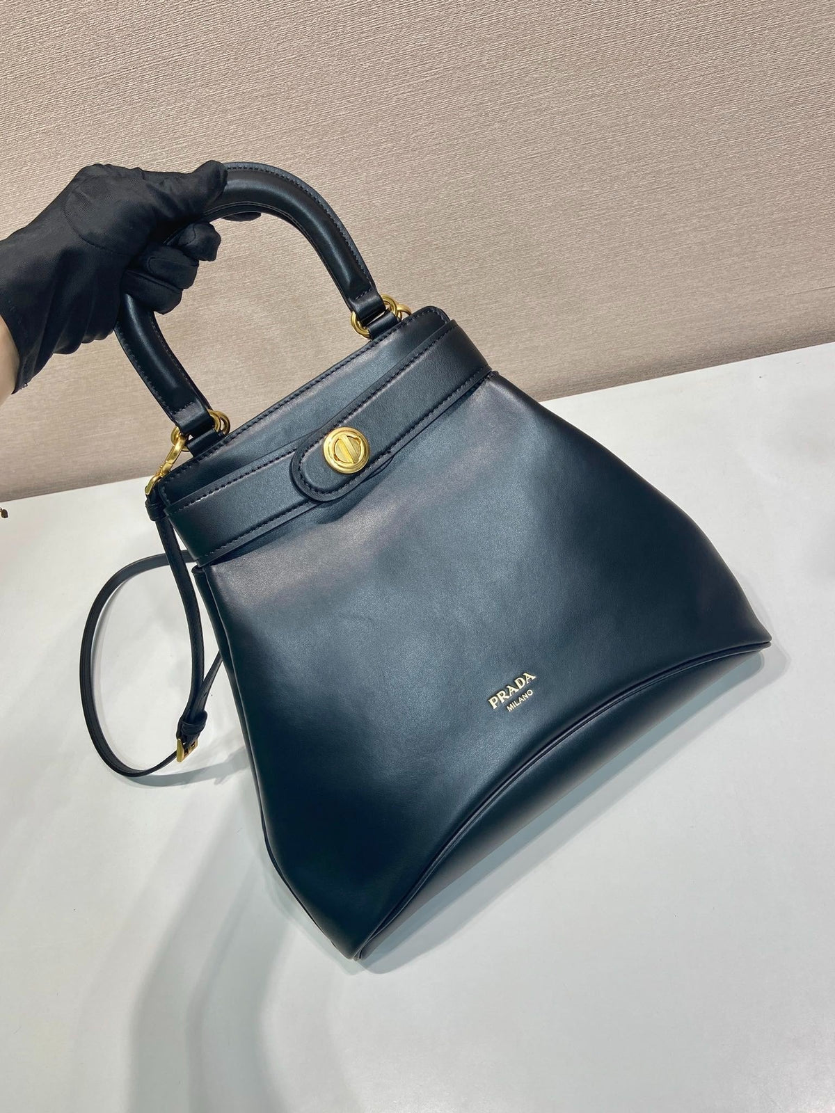 Pr*da 2026 Etude Tote Bag 31cm Black Calfskin