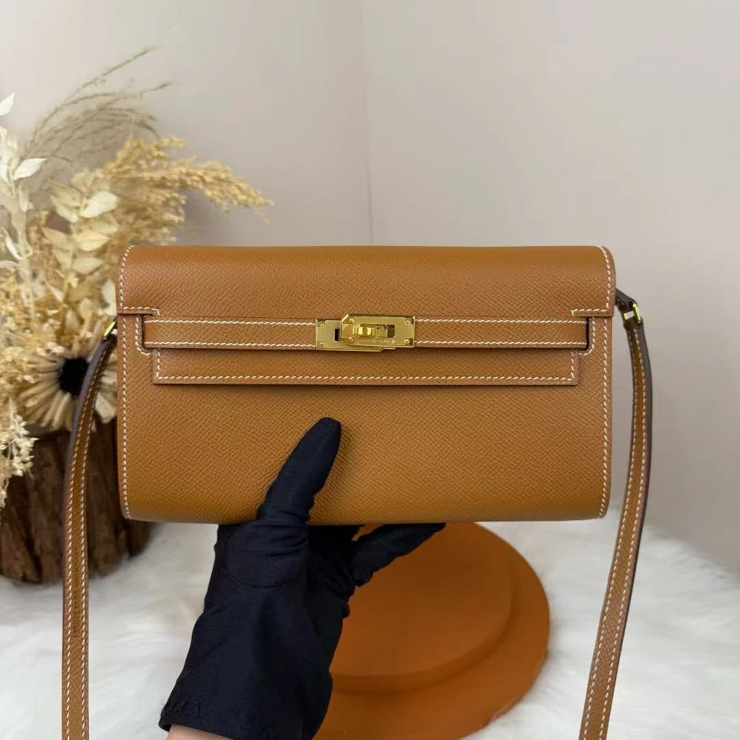 H*M KELLY CLASSIQUE TO GO WALLET CALFSKIN GOLD HARDWARE