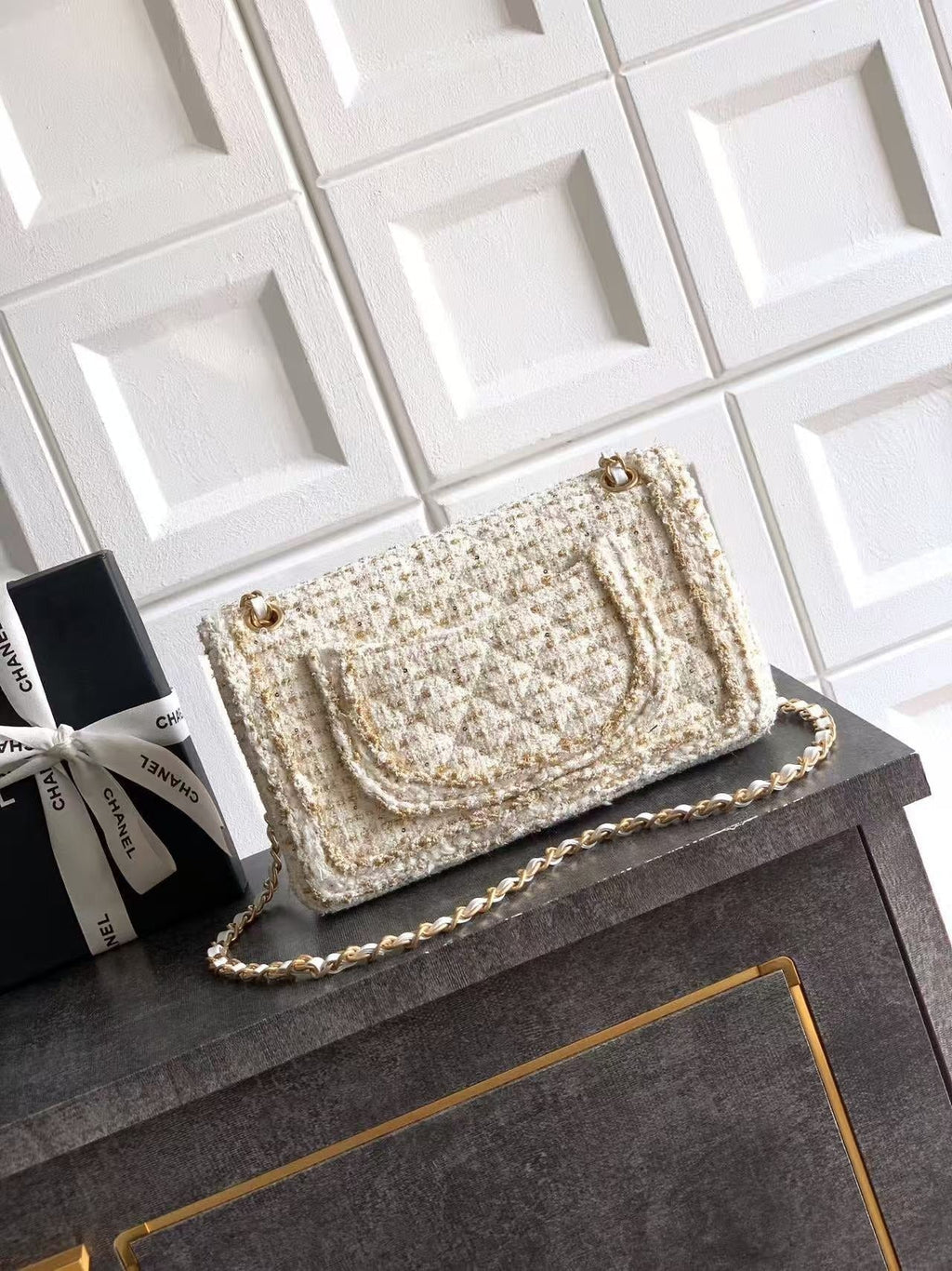 Ch*nel 2026 Quilted Rectangular Flap Bag 25cm White Gold Tweed Leather