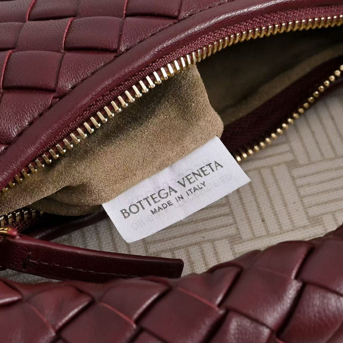 B*V 2026 Bag 26cm Burgundy Lambskin