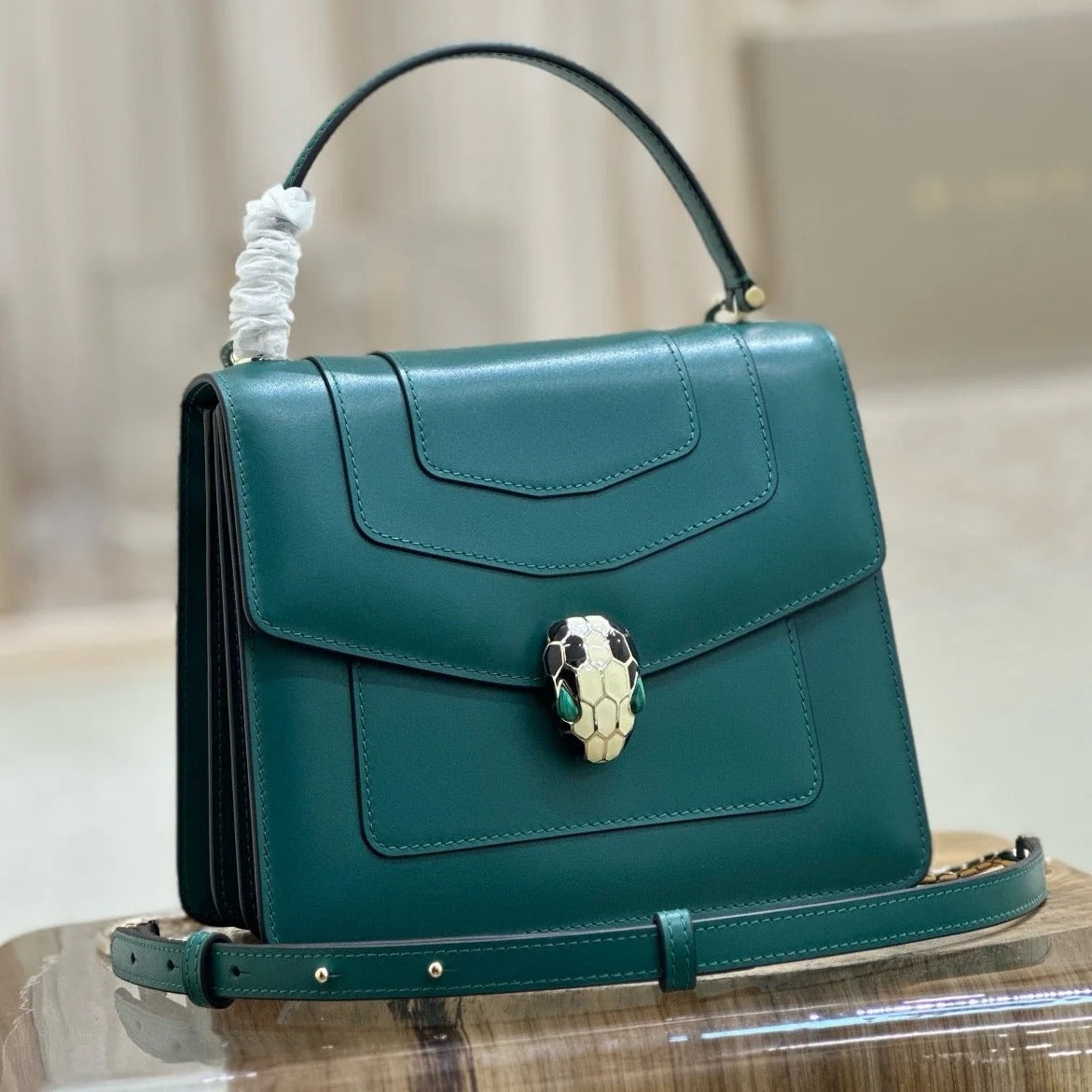 B*lgari 2025 Serpenti Forever Bag 18cm Emerald Green Calfskin
