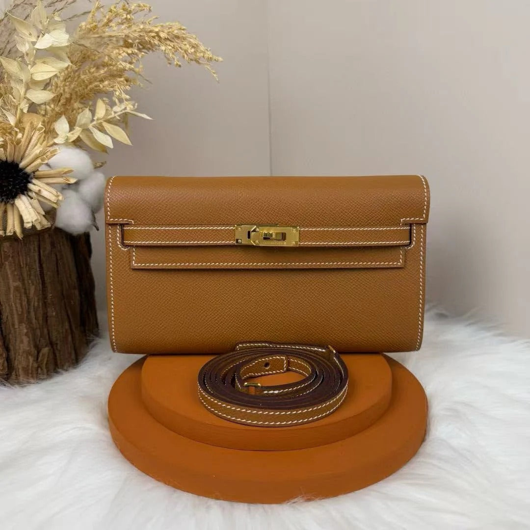 H*M KELLY CLASSIQUE TO GO WALLET CALFSKIN GOLD HARDWARE
