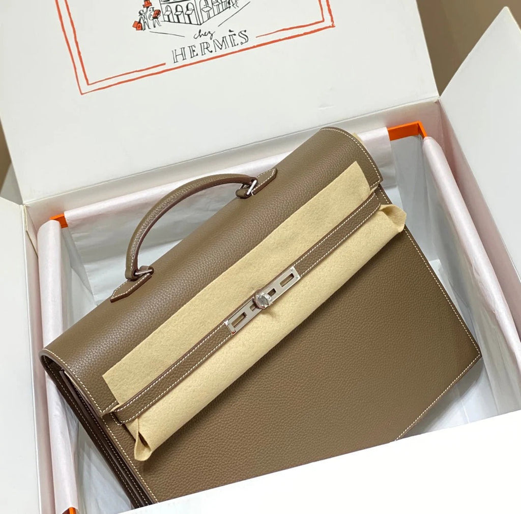KELLY DEPECHES BRIEFCASE TOGO CALFSKIN SILVER HARDWARE