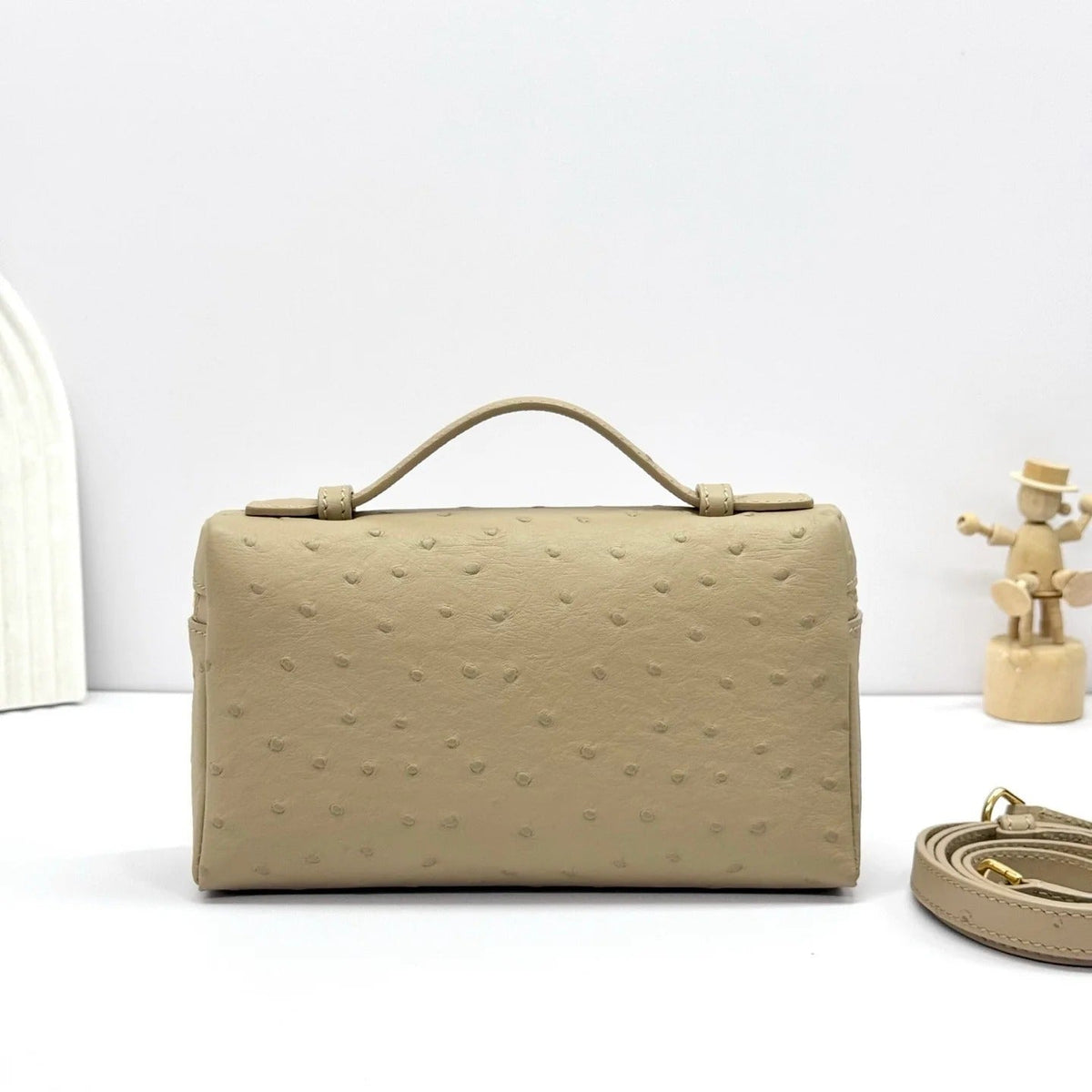 L*P Extra Bag 19cm Ostrich Pattern Beige Gold Buckle Calfskin