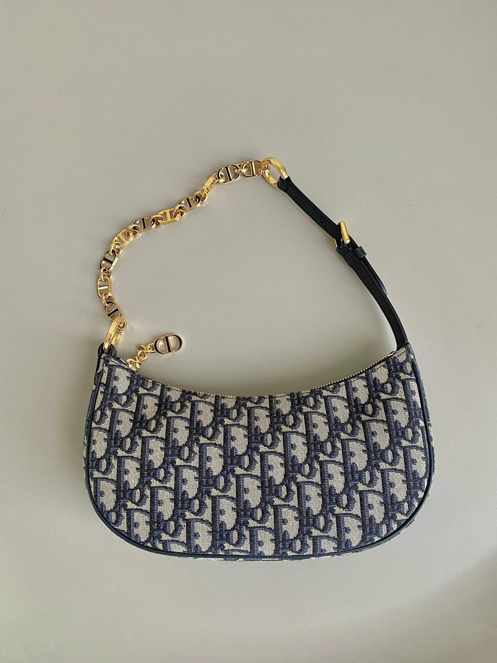 C*D LOUNGE 26CM BLUE OBLIQUE EMBROIDERY