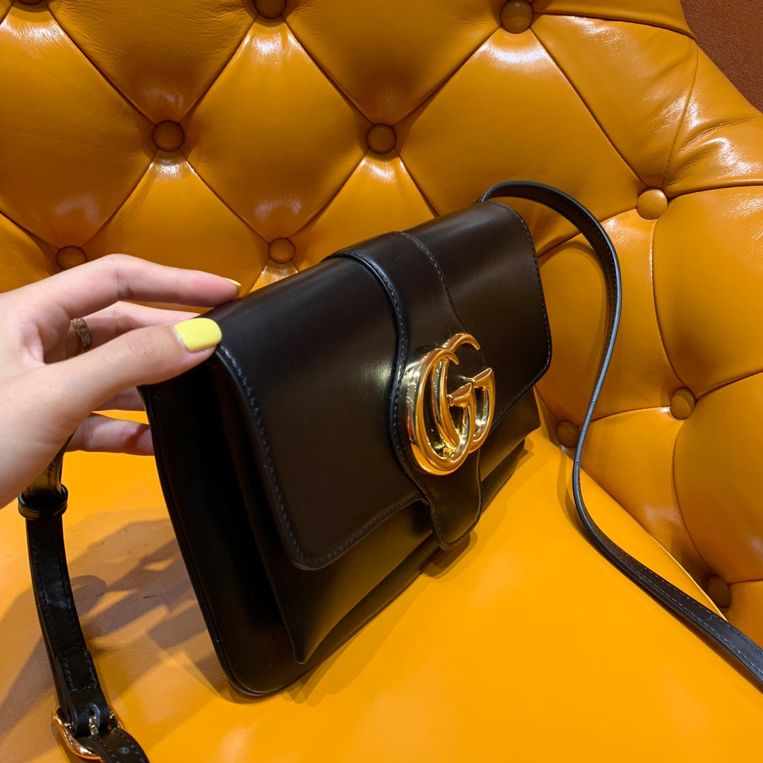 G*G Arli Bag Calfskin Gold Hardware